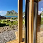 Haukland View Chalet Leknes